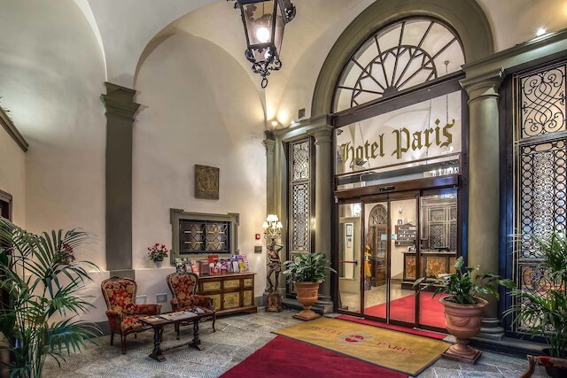 ホテル パリ