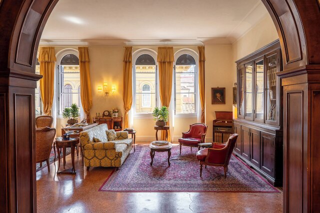 ホテル ペンディニ