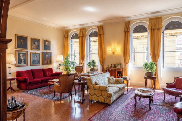 ホテル ペンディニ