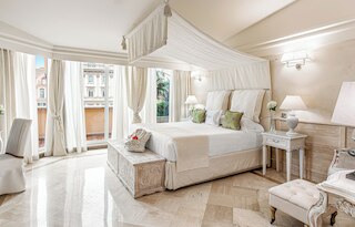 ホテル バロッコ