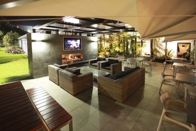 コモドア エアポート ホテル