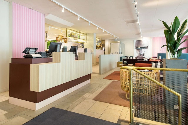 スカンディック カール ヨハン