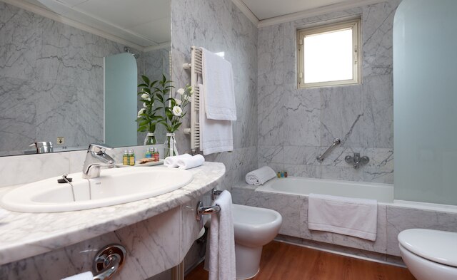 アグマール ホテル