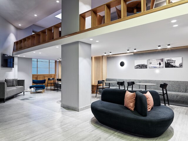 アキレアス ホテル