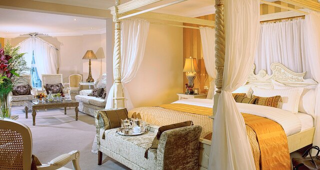 マックロス パーク ホテル & スパ