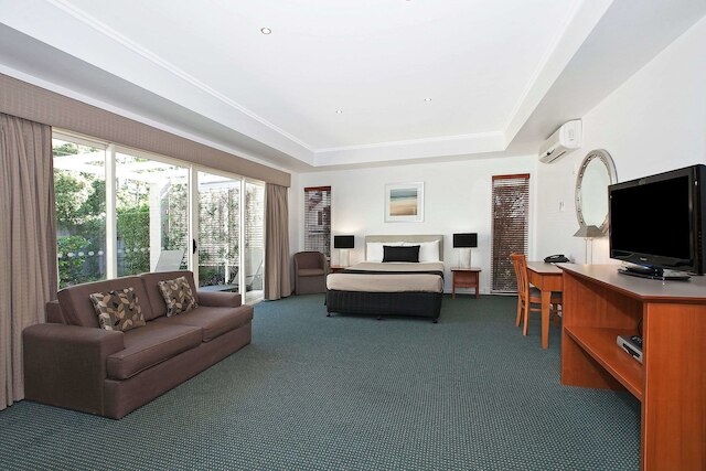 コンフォート イン & スイーツ ノースゲート エアポート