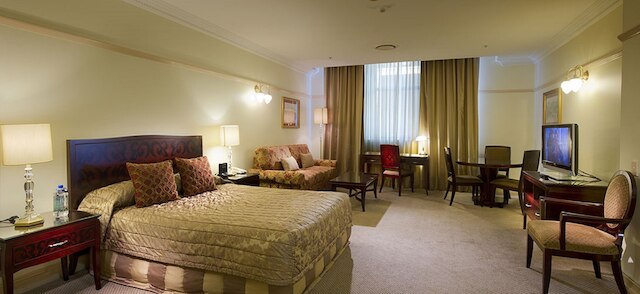 ロイヤル アルバート ホテル