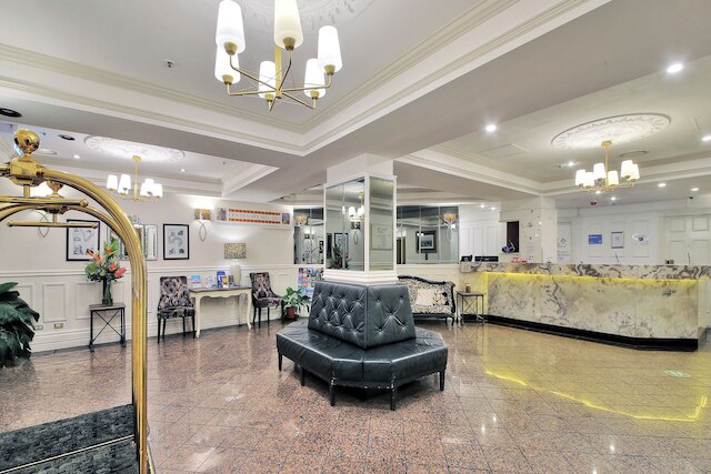 ロイヤル アルバート ホテル