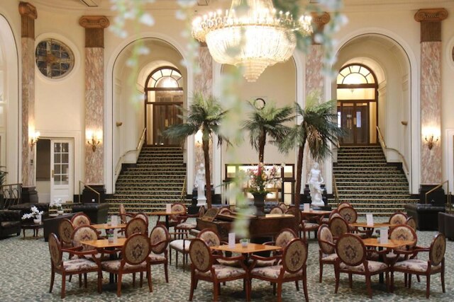 ブリタニア アデルフィ ホテル