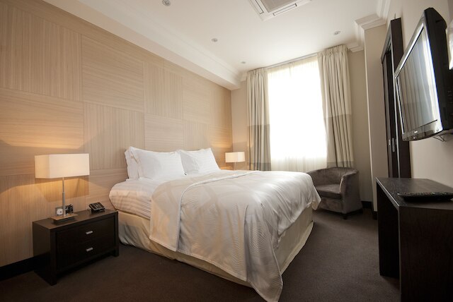 130 クイーンズ ゲート アパートメンツ