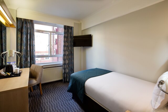 ベッドフォード ホテル