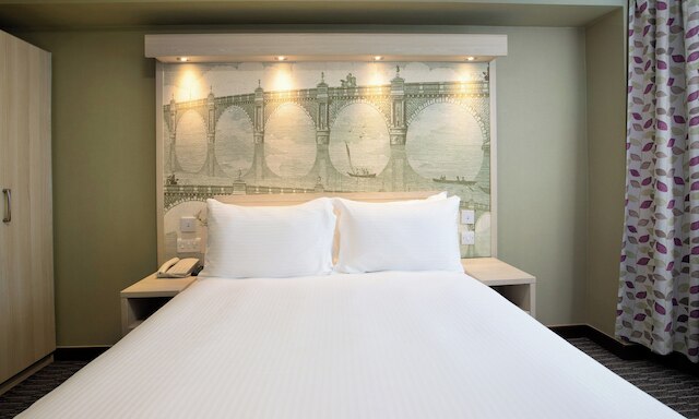 プレジデント  ホテル