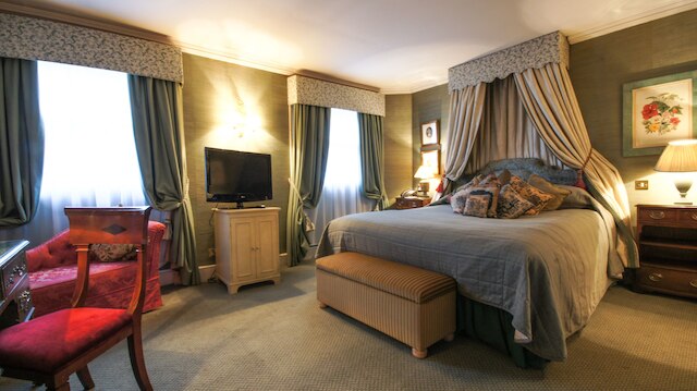 ザ レオナルド ホテル