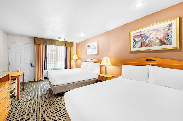 シュアステイ プラス ホテル バイ ベストウェスタン サンホセ セントラル シティ