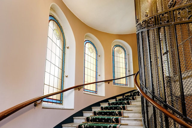 クリスタル プラザ ホテル