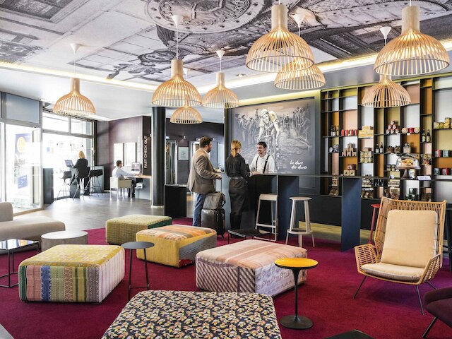 ノボテル リール サントル ガール