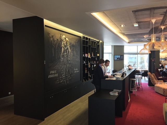 ノボテル リール サントル ガール