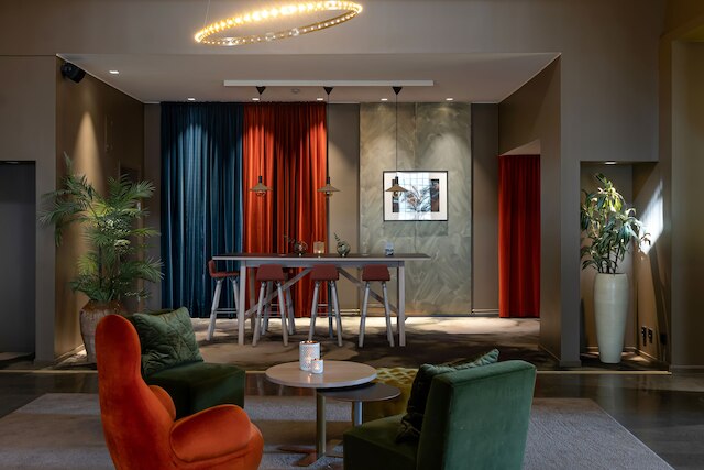 エリート シュタシュトエレット ルーレオ