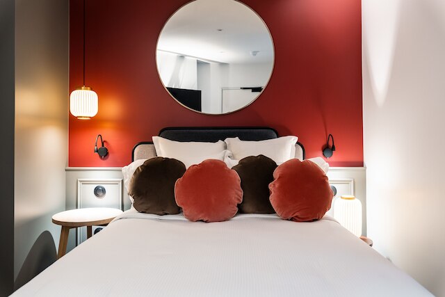 ラ・デパンダンス