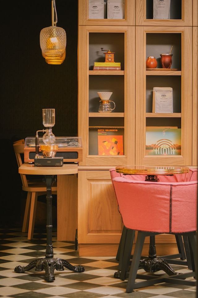 ラ・デパンダンス