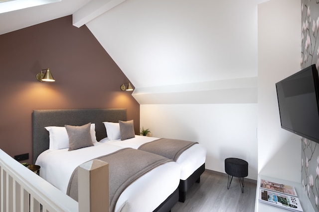 ホテル ブラディ- ガール ドゥ レスト