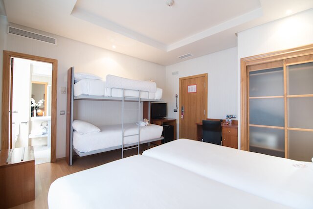 プチ パレス プレシアドス