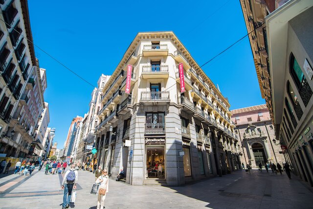 プチ パレス プレシアドス