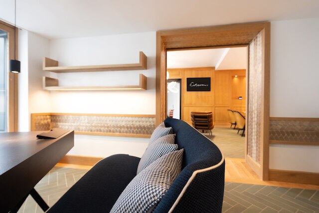 ホテル カリナ トゥール エッフェル