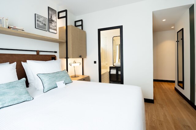 ホテル カリナ トゥール エッフェル