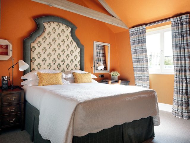 ナンバー シックスティーン ホテル ファームデール ホテルズ