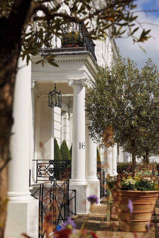 ナンバー シックスティーン ホテル ファームデール ホテルズ