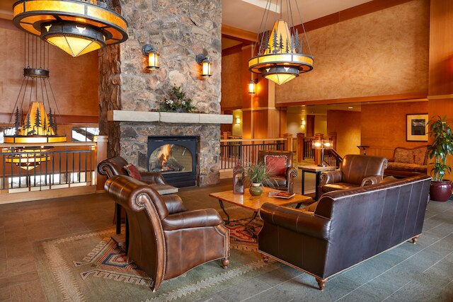 ザ スティームボート グランド