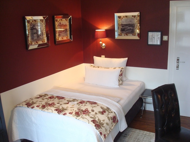 ホテル サー & レディ アストール