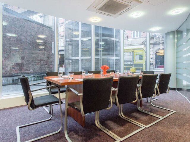 プレミア スイーツ リバプール