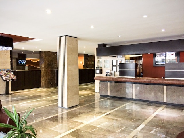 ホテル メトロポール