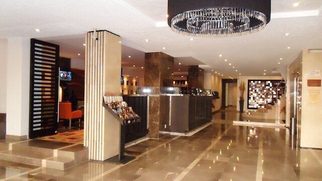 ホテル メトロポール