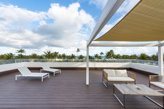 ザ ペンギン ホテル