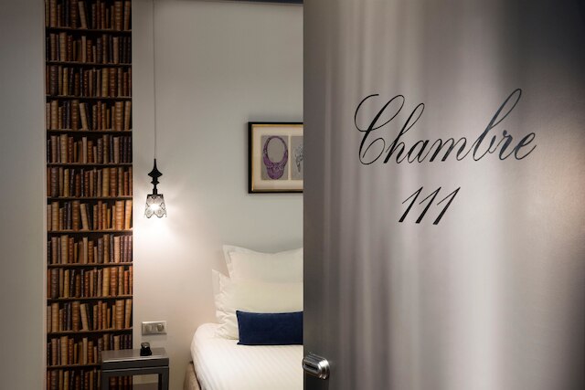 ホテル マドモアゼル