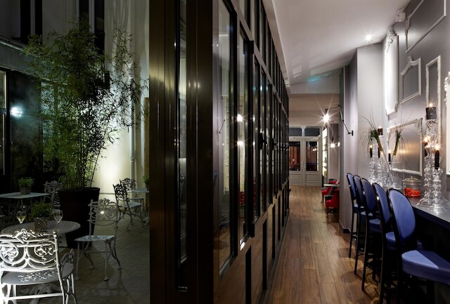 ホテル マドモアゼル