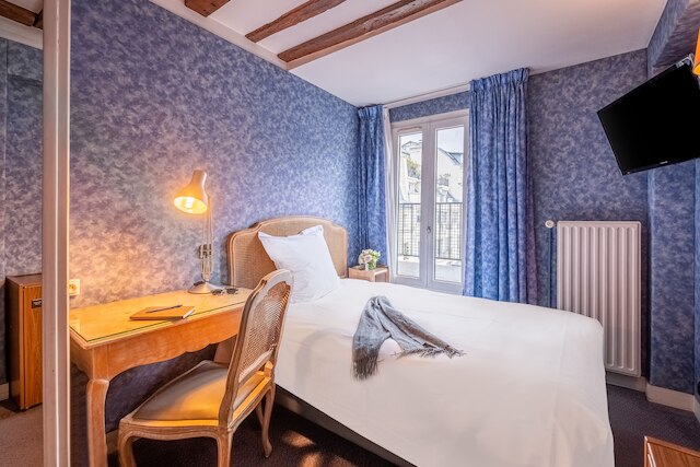 オテル ボードレール オペラ