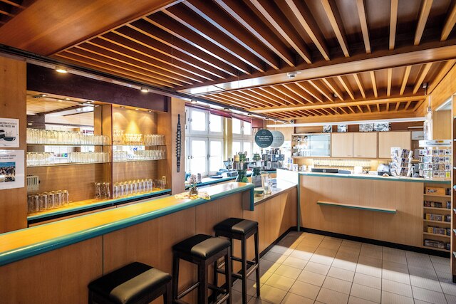 モーテル & ラストホフ アヴス