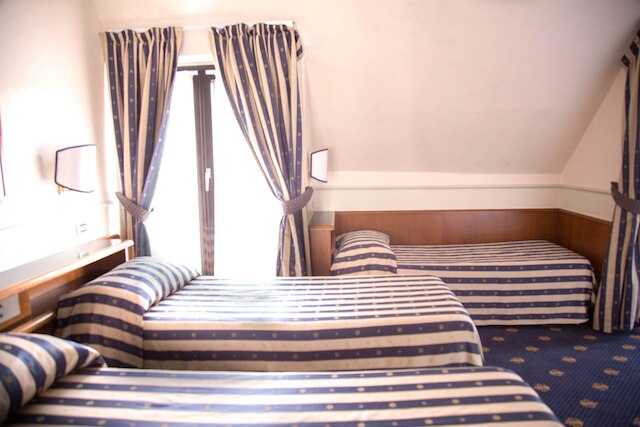 ホテル フローラ