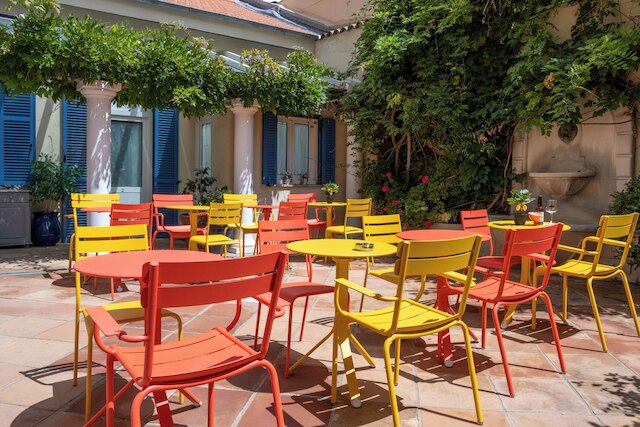 ホテル ドゥ ラ フォンテーヌ