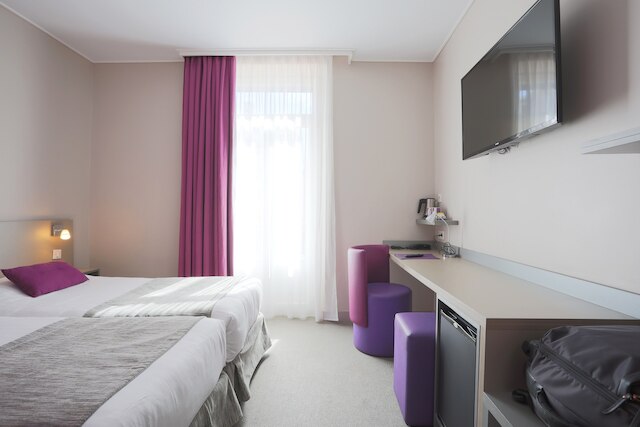 ホテル ドゥ ラ フォンテーヌ