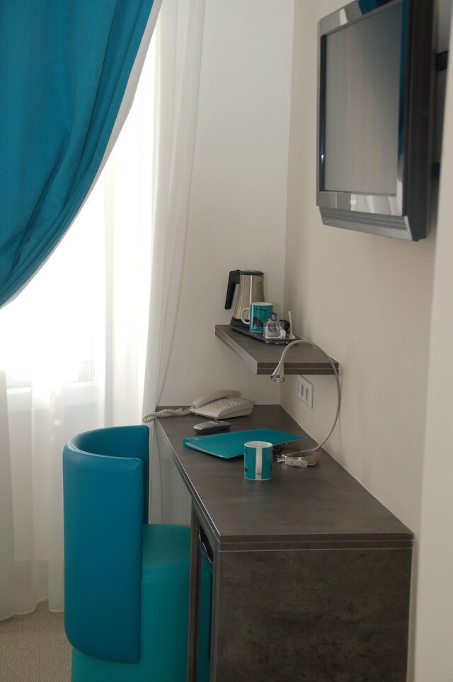 ホテル ドゥ ラ フォンテーヌ