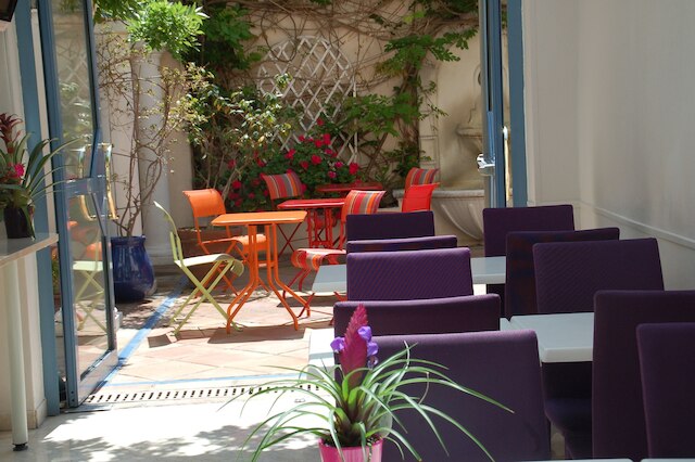 ホテル ドゥ ラ フォンテーヌ