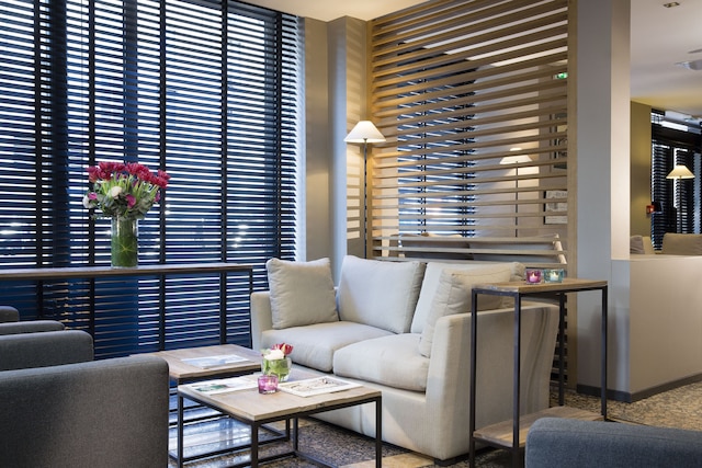 ホテル アルベール 1世 パリ ラファイエット