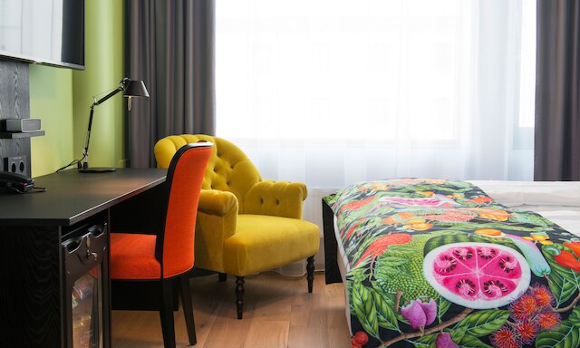 トーン ホテル ビカ アトリウム