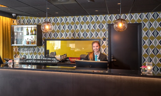 トーン ホテル ポーラー