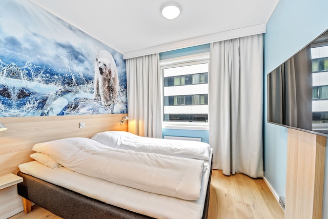 トーン ホテル ポーラー